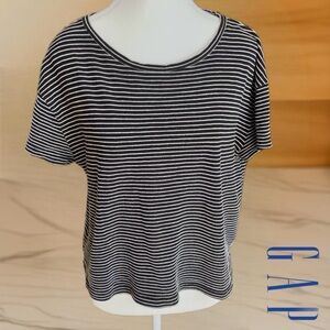 GAP Women's Black and White Striped Tee